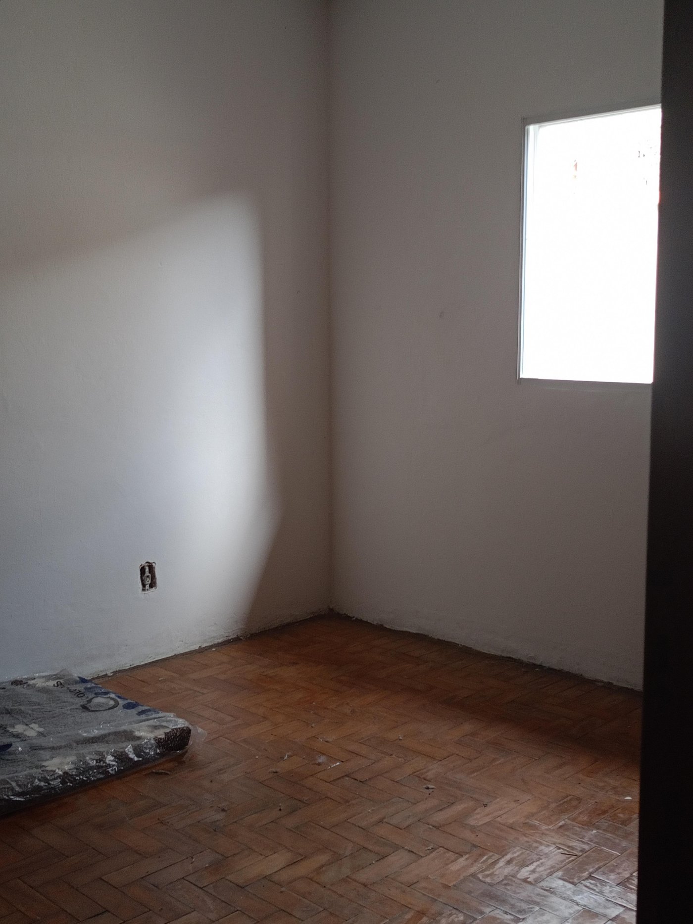 Casa 3 quartos para Venda no bairro Chácara Praia do Sol em Poços de Caldas