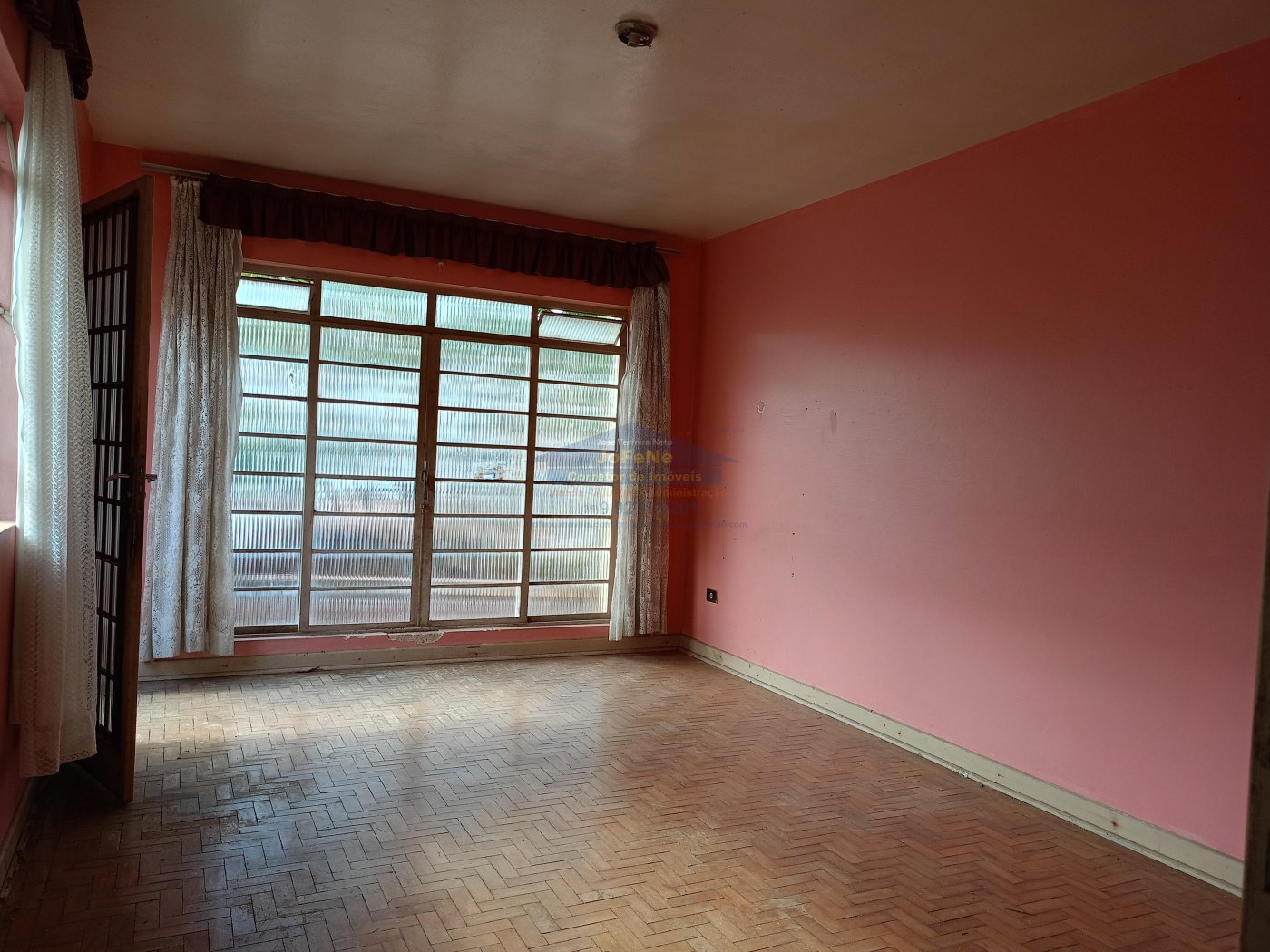 Casa 3 quartos para Venda no bairro Jardim Santa Augusta em Poços de Caldas